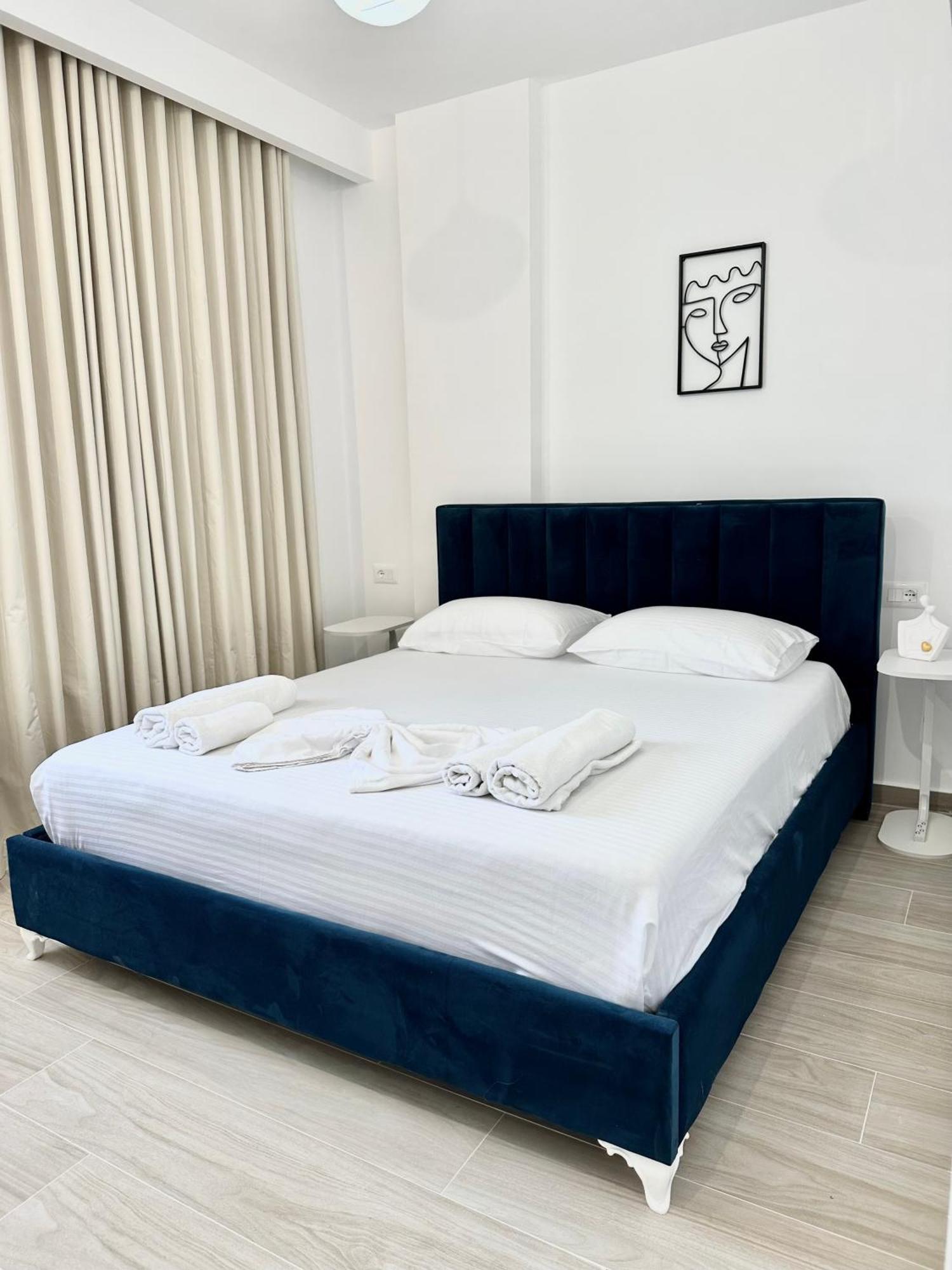 Al Mare Rooms Sarandë Exterior foto